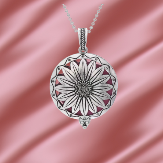 Inner Bloom Aroma Pendant